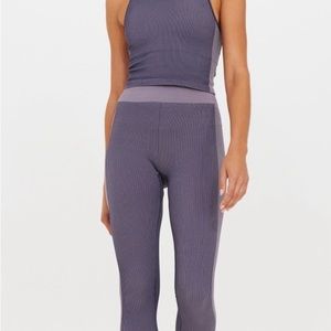 RIBBED SEAMLESS 25IN MIDI PANT